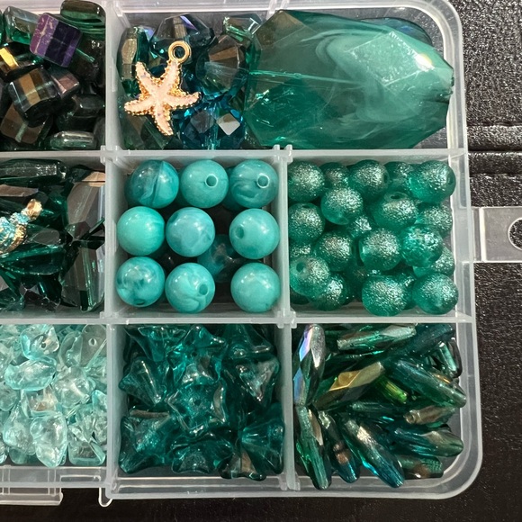 Craft Beads, AQUA MAN - NO WATER, Jewelry Supplies, bulk beads - Picture 5 of 6